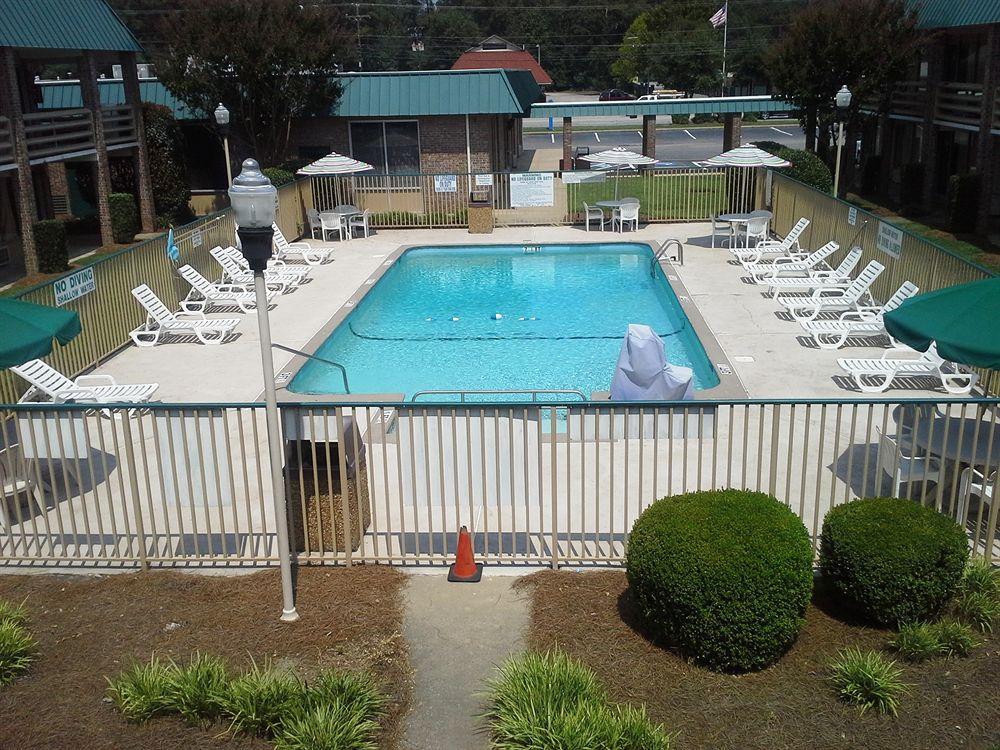 Motel 6 Columbia - University Of South Carolina Εξωτερικό φωτογραφία
